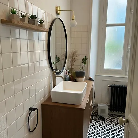 Double Au 1 Er Etage Homestay szállás *